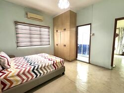 Sennett Estate (D13), Terrace #553575111